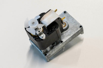 Ruuvikairan moottori alle 2m ja 20kw polttimille