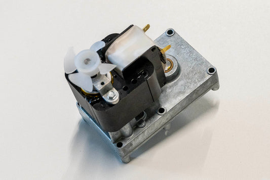 Ruuvikairan moottori alle 2m ja 20kw polttimille